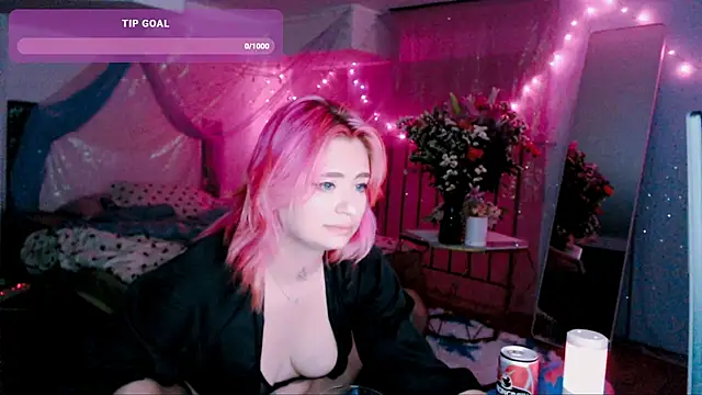 Snapshot of candy_lina chatting on 25, 4, 2026 candy lina online show from 25, 4, 2026