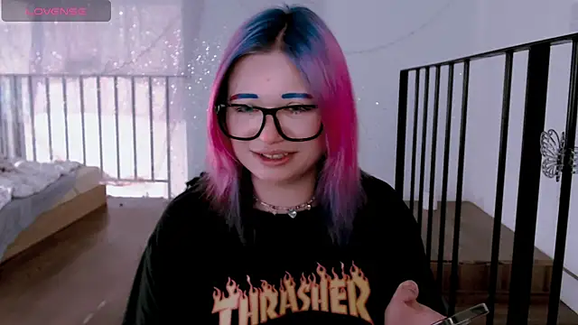 Snapshot of candy_lina chatting on 2, 6, 2026 candy lina online show from 2, 6, 2026