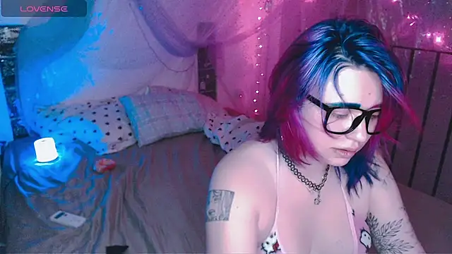 Snapshot of candy_lina chatting on 12, 5, 2026 candy lina online show from 12, 5, 2026