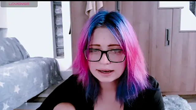 Snapshot of candy_lina chatting on 28, 5, 2026 candy lina online show from 28, 5, 2026