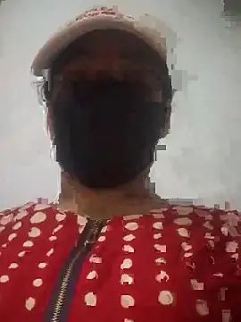 Snapshot of Tharukasenevirathne chatting on 9, 5, 2026 Tharukasenevirathne online show from 9, 5, 2026