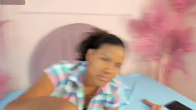 Isabellsmmith online show from 14, 10, 2025