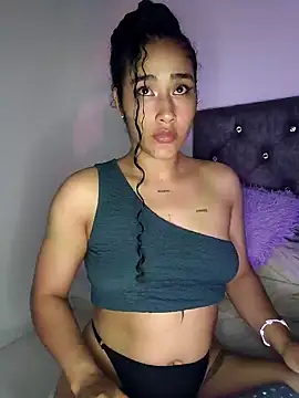 Snapshot of jaderossxx chatting on 13, 1, 2026 jaderossxx online show from 13, 1, 2026