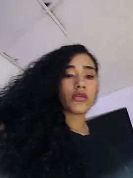 Snapshot of jaderossxx chatting on 5, 11, 2025 jaderossxx online show from 5, 11, 2025