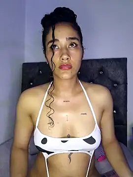 Snapshot of jaderossxx chatting on 8, 11, 2025 jaderossxx online show from 8, 11, 2025