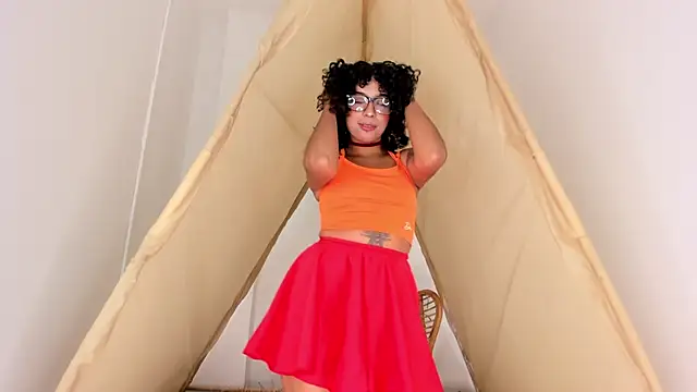 Ariella Ruiz online show from 30, 10, 2025