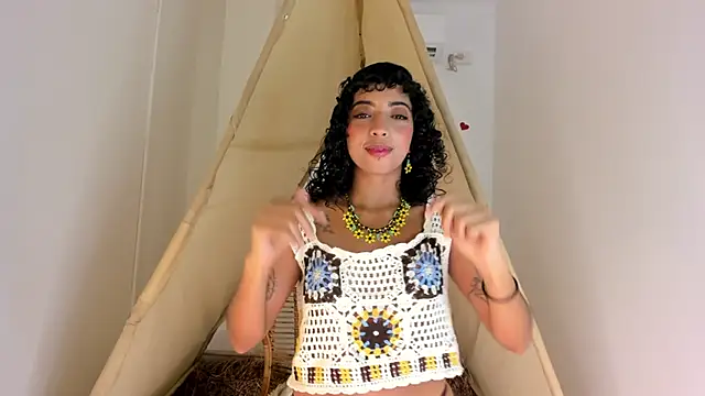 Ariella Ruiz online show from 25, 10, 2025