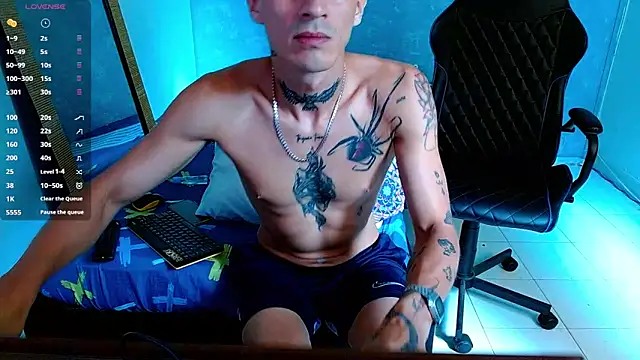 Snapshot of bray_hotboy777 chatting on 22, 1, 2025 bray hotboy777 online show from 22, 1, 2025