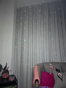 Snapshot of IvonneJoy chatting on 5, 8, 2026 IvonneJoy online show from 5, 8, 2026