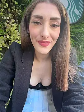 IvonneJoy online show from 29, 4, 2026