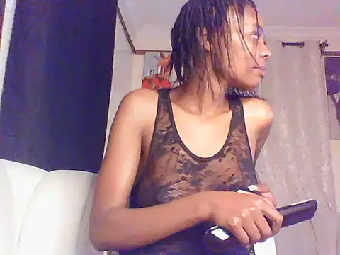 Snapshot of sweetanabella4 chatting on 25, 5, 2026 sweetanabella4 online show from 25, 5, 2026