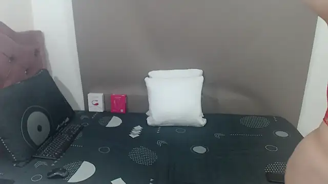 Snapshot of kimberlyjamexxx chatting on 15, 5, 2026 kimberlyjamexxx online show from 15, 5, 2026