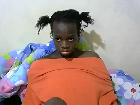 Snapshot of Thicky_kyla chatting on 9, 7, 2026 Thicky kyla online show from 9, 7, 2026