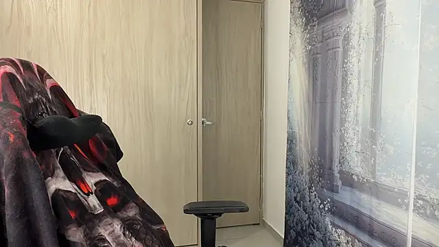 Snapshot of gabriel__manson chatting on 23, 10, 2025 gabriel manson online show from 23, 10, 2025