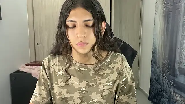 Snapshot of gabriel__manson chatting on 30, 11, 2025 gabriel manson online show from 30, 11, 2025