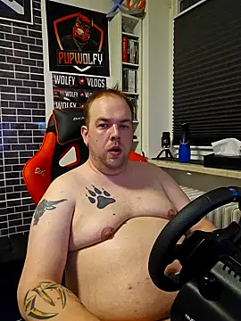 PupW0lfy online show from 18, 3, 2025