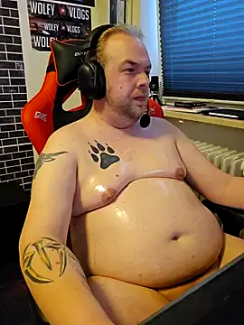 PupW0lfy online show from 3, 2, 2025