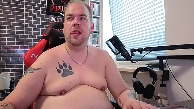 PupW0lfy online show from 22, 9, 2025