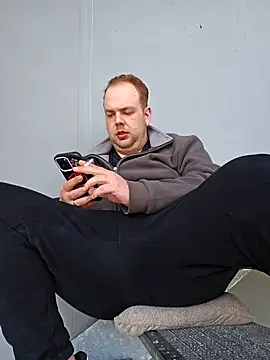 PupW0lfy online show from 21, 3, 2025