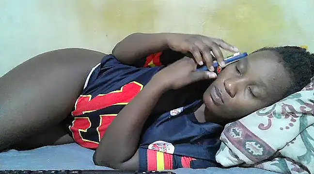 juiccypussy online show from 19, 3, 2025