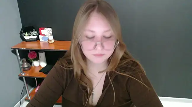 lady minx online show from 10, 1, 2025