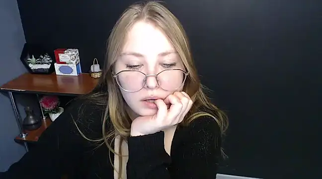 lady minx online show from 22, 1, 2025