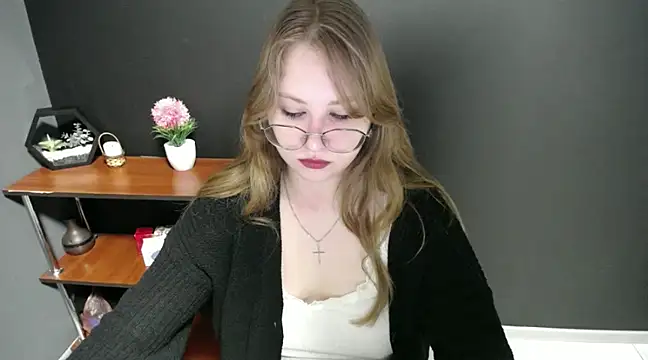 lady minx online show from 14, 2, 2025