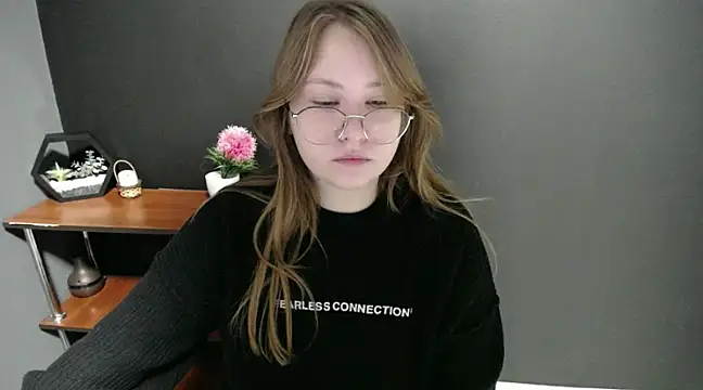 lady minx online show from 20, 2, 2025