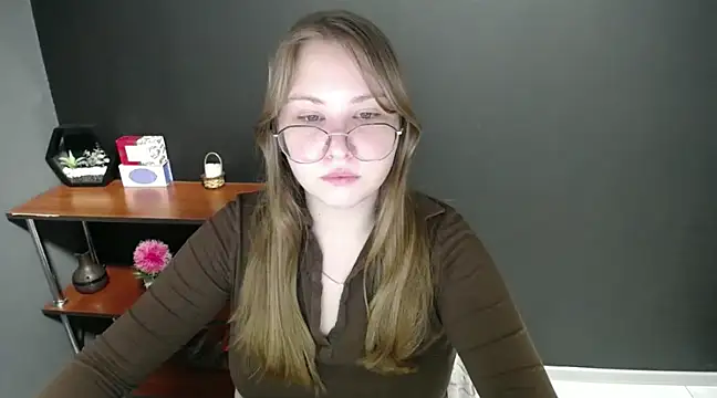 lady minx online show from 7, 2, 2025