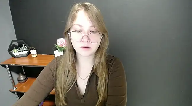 lady minx online show from 19, 2, 2025