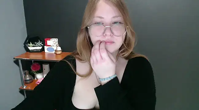 lady minx online show from 8, 1, 2025
