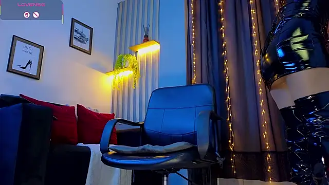 selena rogue online show from 12, 2, 2026