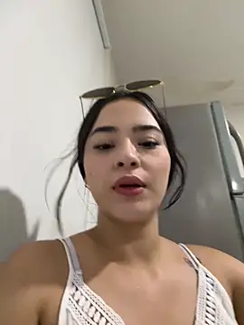 Veronica isaza   online show from 2, 12, 2025