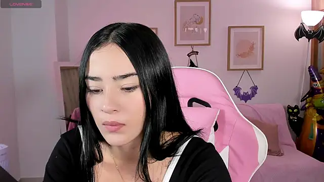 Veronica isaza   online show from 5, 10, 2025