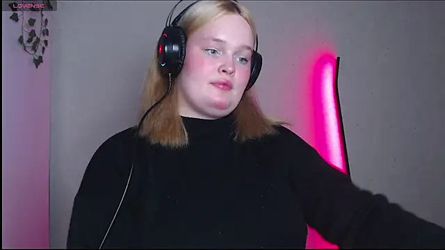 rozzhaos8 online show from 25, 10, 2025