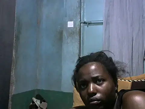 sweet gal01 online show from 5, 12, 2025