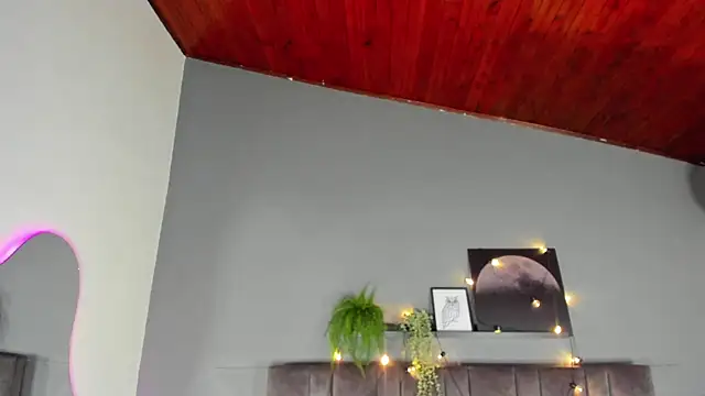 AbbyWathson online show from 14, 11, 2025