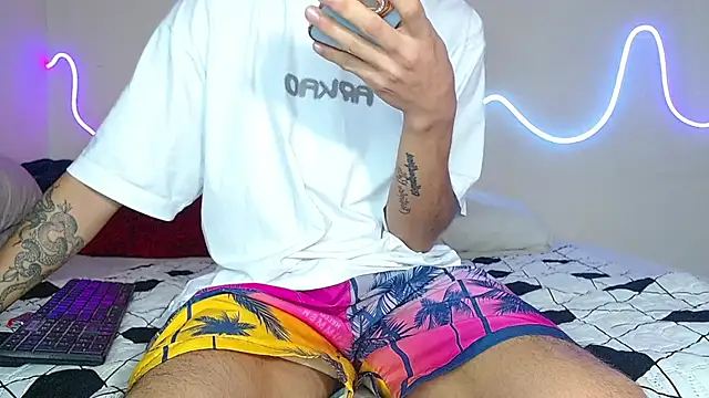 bobsexy08 online show from 18, 2, 2025