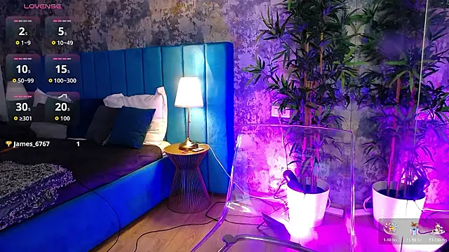 CreamyInkky  online show from 13, 2, 2026