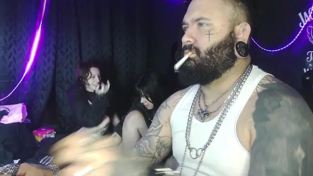 darkclothes online show from 16, 10, 2025