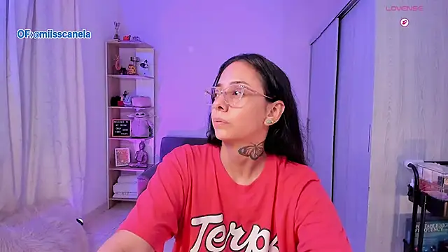 Aleja24Evans online show from 1, 12, 2025