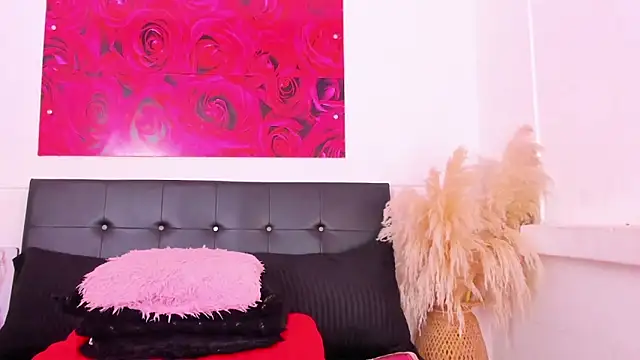 Adams Cloe online show from 10, 4, 2026