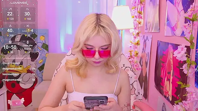 Coconut Mia online show from 7, 3, 2025