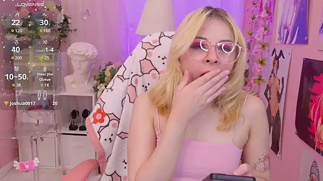 Coconut Mia online show from 25, 1, 2025