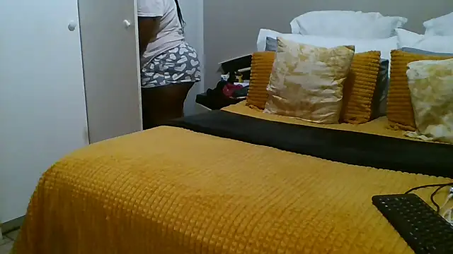 Nomthie online show from 24, 3, 2026