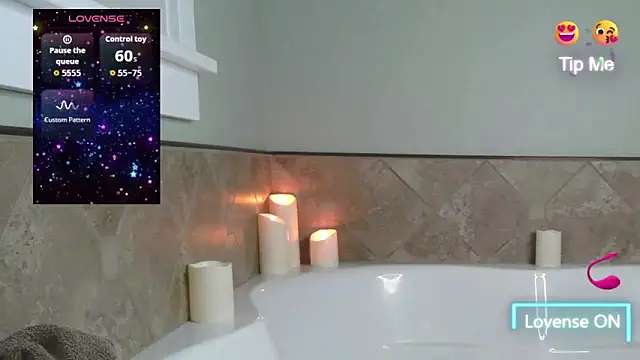 Snapshot of Blondebeauty6996 chatting on 12, 9, 2025 Blondebeauty6996 online show from 12, 9, 2025