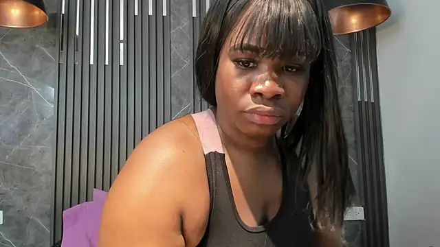 SaraiEvans online show from 5, 12, 2025