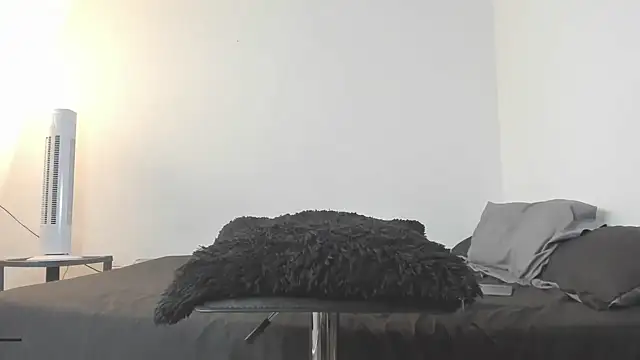 Snapshot of evanandsunny chatting on 14, 12, 2024 evanandsunny online show from 14, 12, 2024