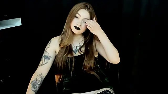 nasty katty  online show from 28, 12, 2024