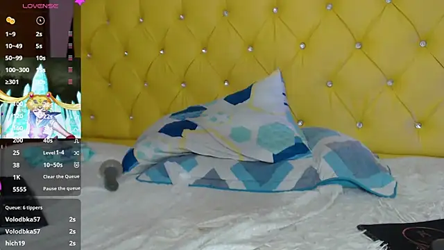 Aidan twink online show from 8, 3, 2025